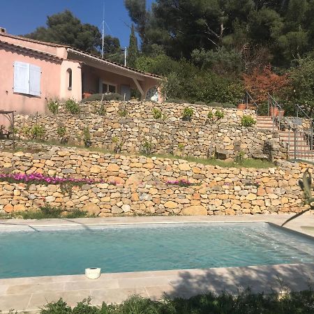 Hauteurs De Toulon : Charmant Studio Piscine Luaran gambar