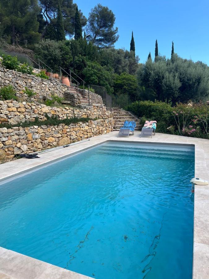 Hauteurs De Toulon : Charmant Studio Piscine Luaran gambar