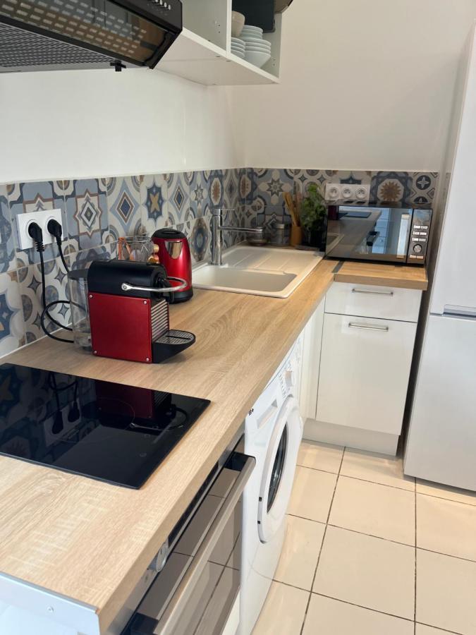 Hauteurs De Toulon : Charmant Studio Piscine Luaran gambar
