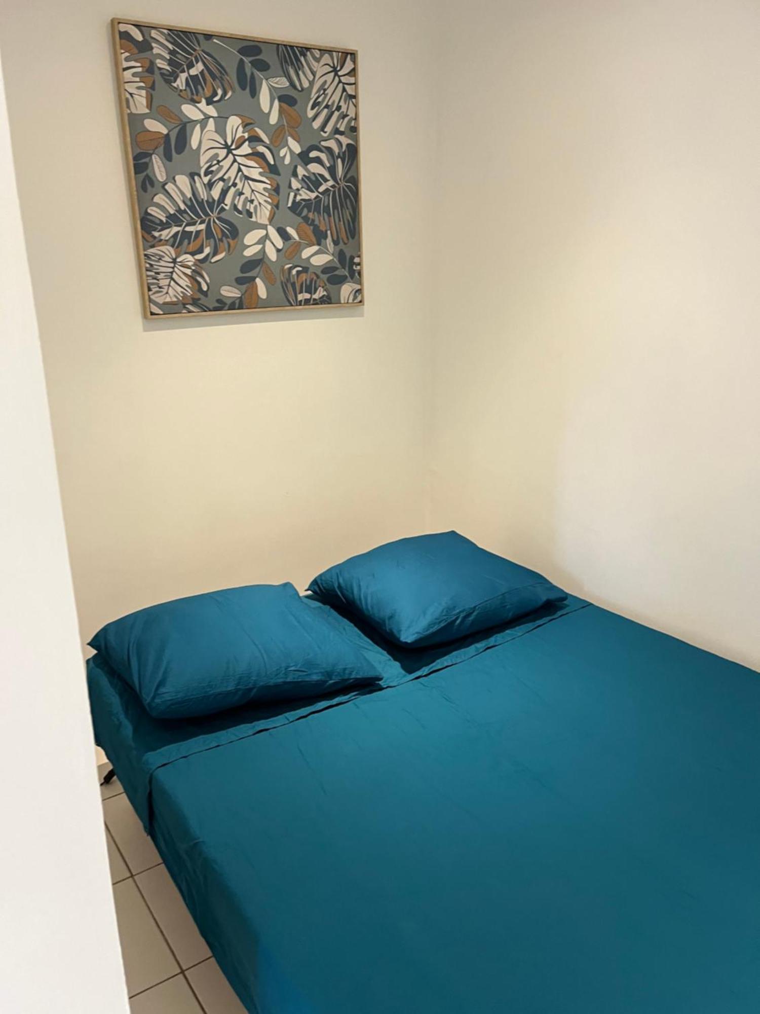 Hauteurs De Toulon : Charmant Studio Piscine Luaran gambar